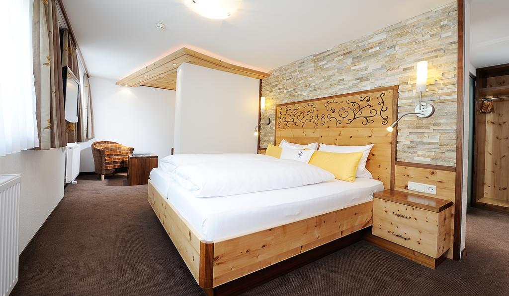 Hotel Jaegerhof Ischgl Quarto foto